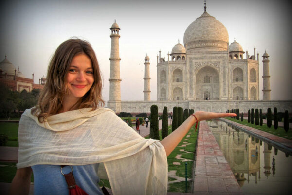 female-travel-india